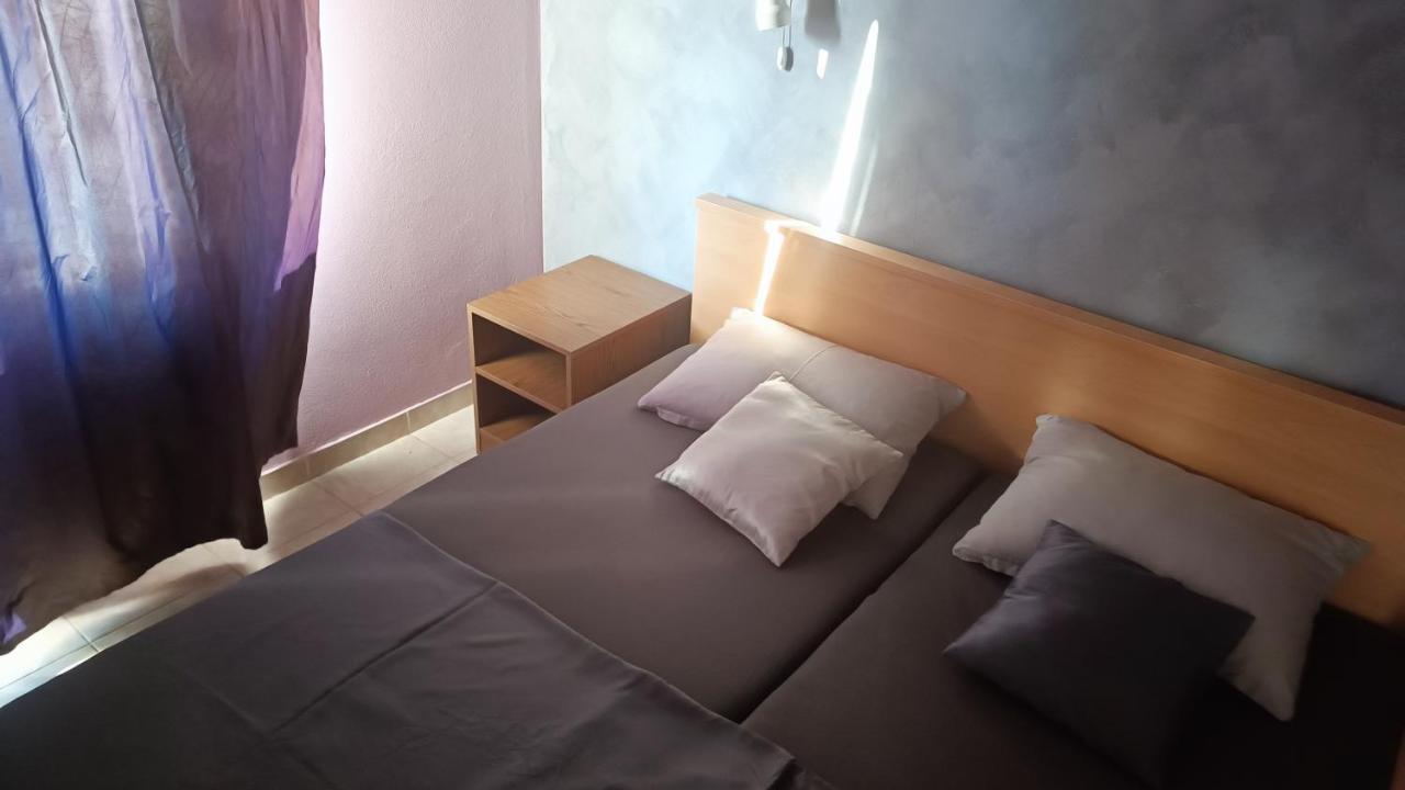 Apartments Niko Trogir Eksteriør bilde