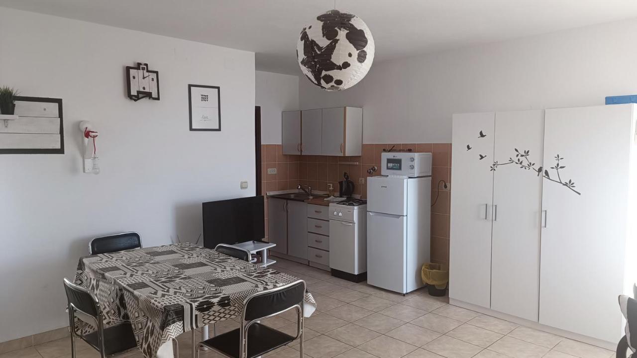 Apartments Niko Trogir Eksteriør bilde