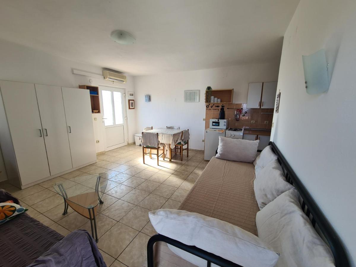 Apartments Niko Trogir Eksteriør bilde