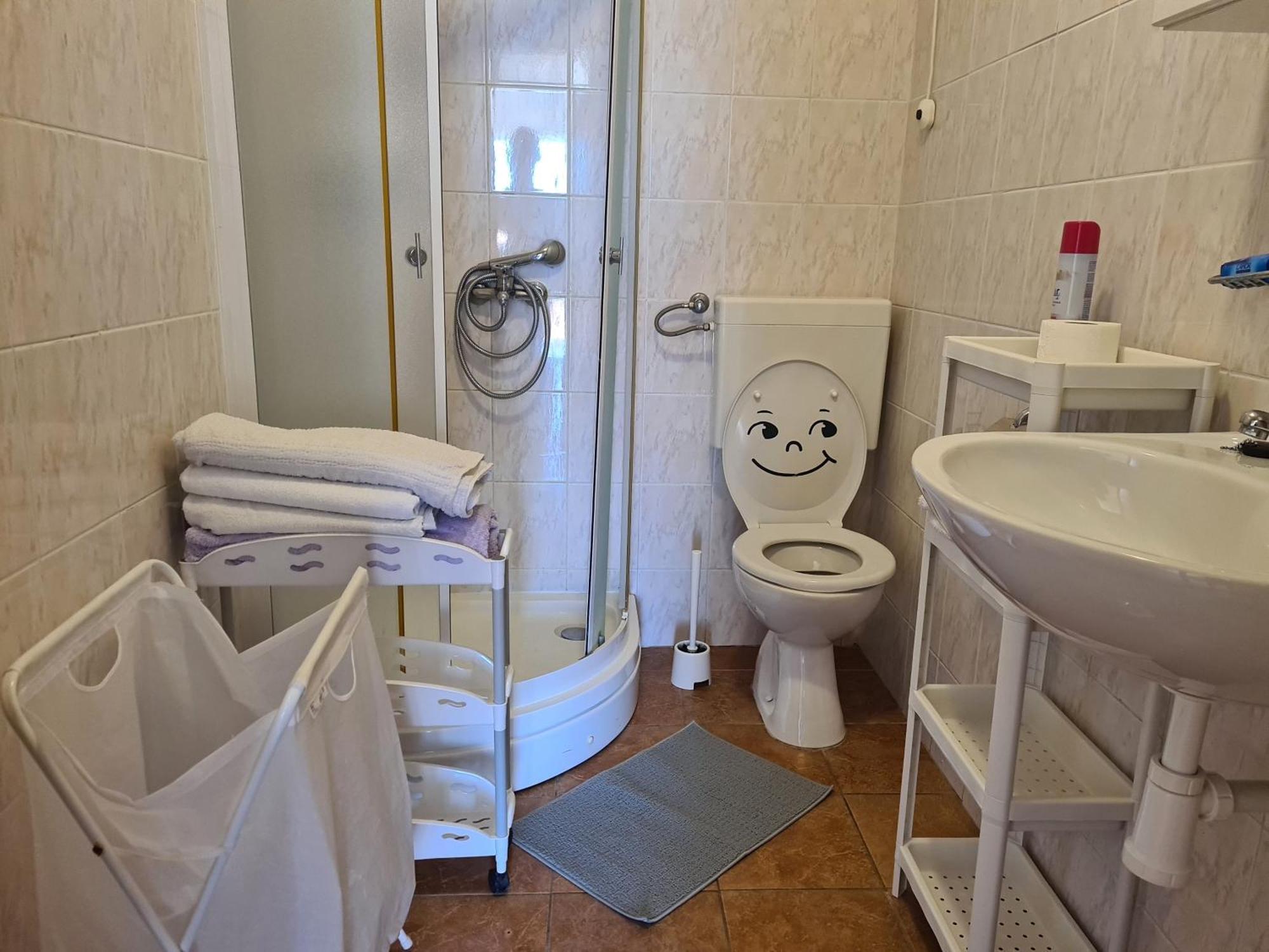 Apartments Niko Trogir Eksteriør bilde